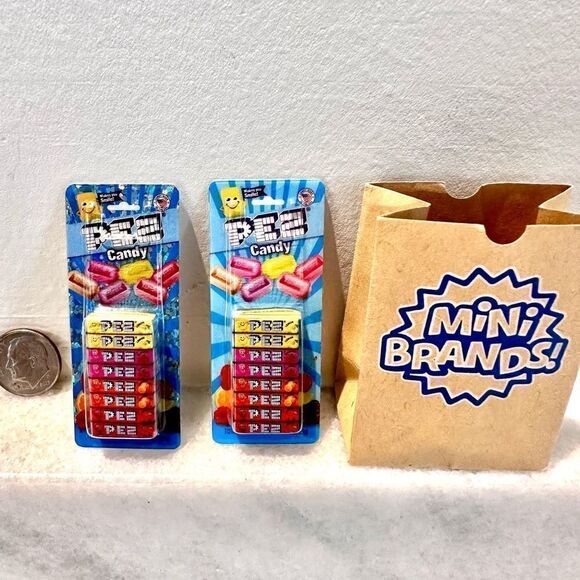 RARE Zuru Metallic and Regular Pack of Mini PEZ Candy with Shopping Bag - Picture 1 of 3